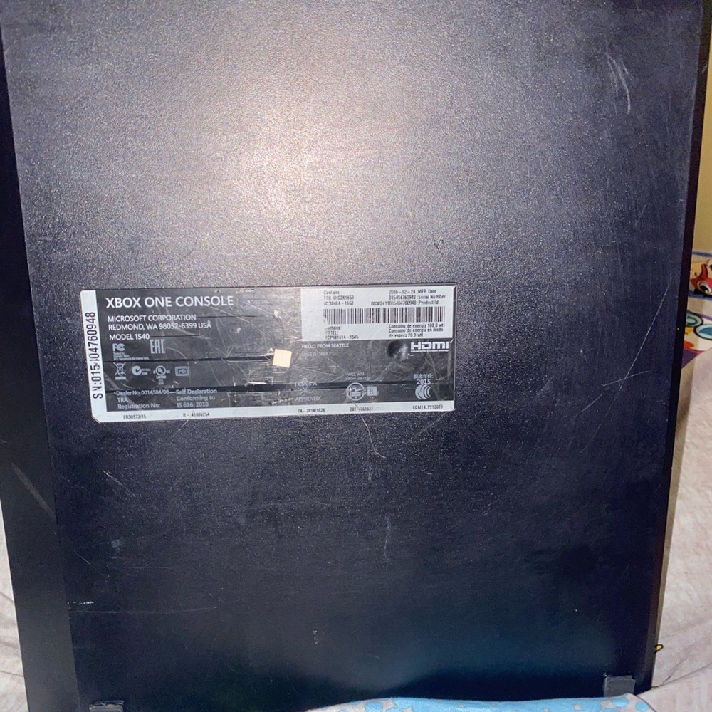 XBox 1 console and controller - Picture 4 of 4